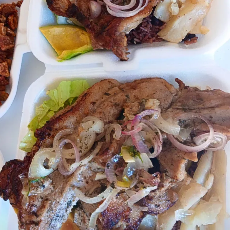 🥩 CHULETÓN DE CERDO CRIOLLO