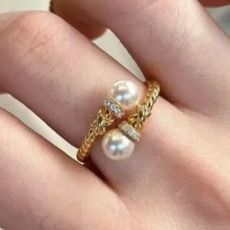 Anillo con perlas 
