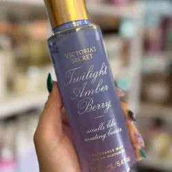 Colonia Victoria’s Secret Twilight Amber Berry 🍇