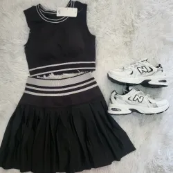 Conjunto de saya deportivo