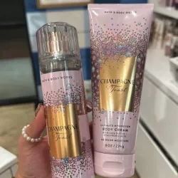 Crema Bath and Body Works