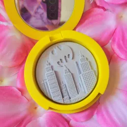 Iluminador Kylie Jenner 