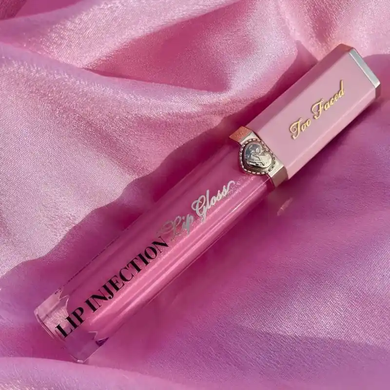 Labial too faced 