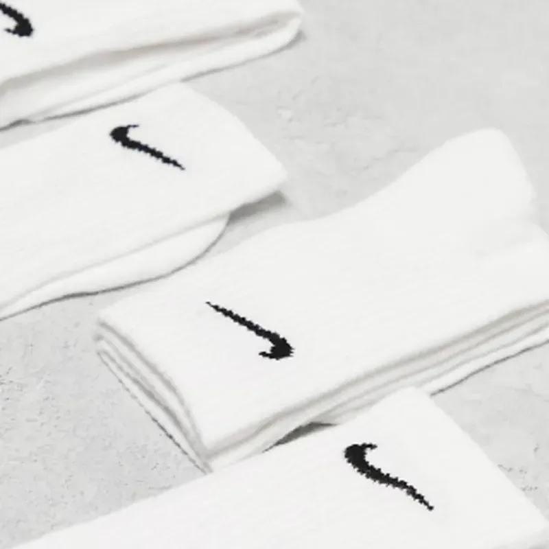 Medias nike blancas 