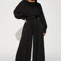 Mono negro de mangas 