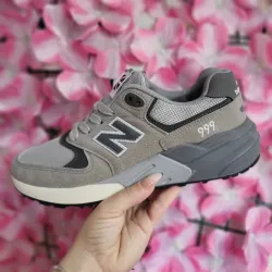 New balance 999