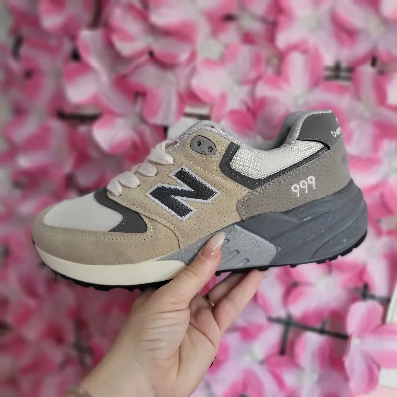 New balance 999