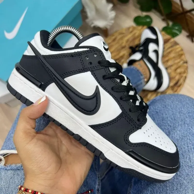 Nike Dunk Low panda 🖤🤍