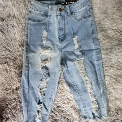 Pesquera mezclilla FASHION NOVA
