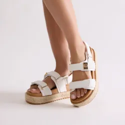 Sandalias altas blancas