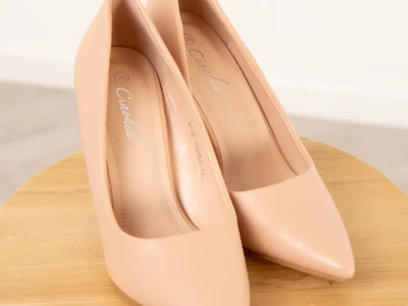 Tacones, Sandalias y Chancletas 💛