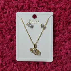 Set de cadena y aretes