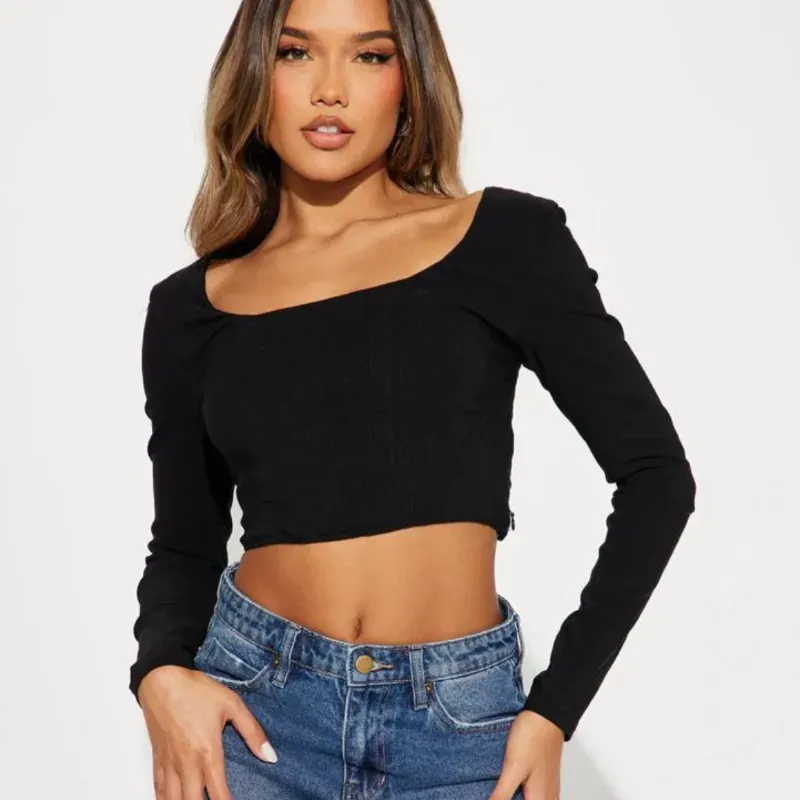 Top 🖤
