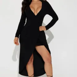 Vestido negro de mangas 