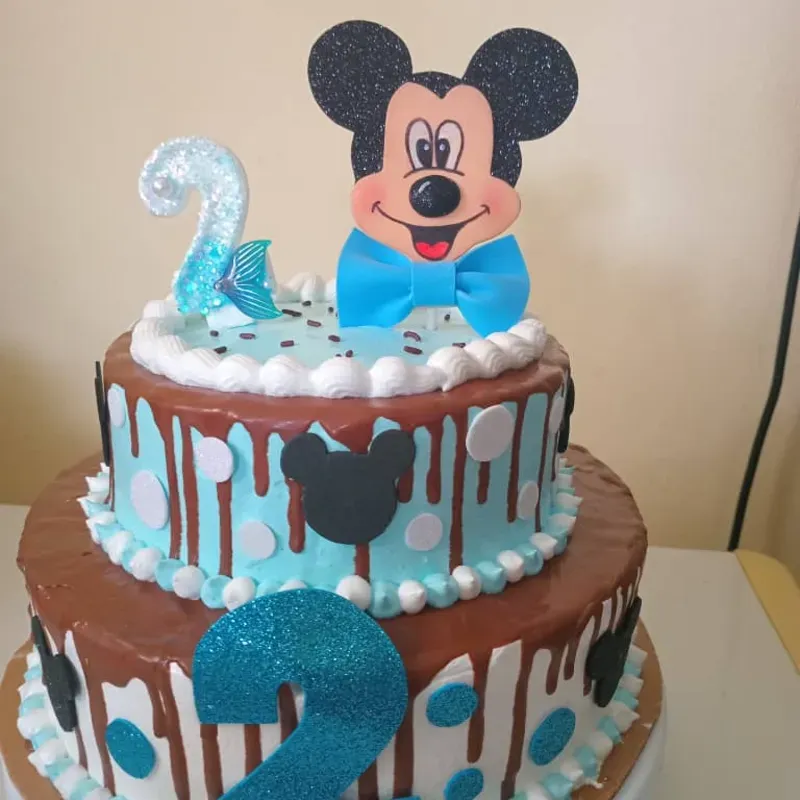Kake redondo personalizado de dos pisos 