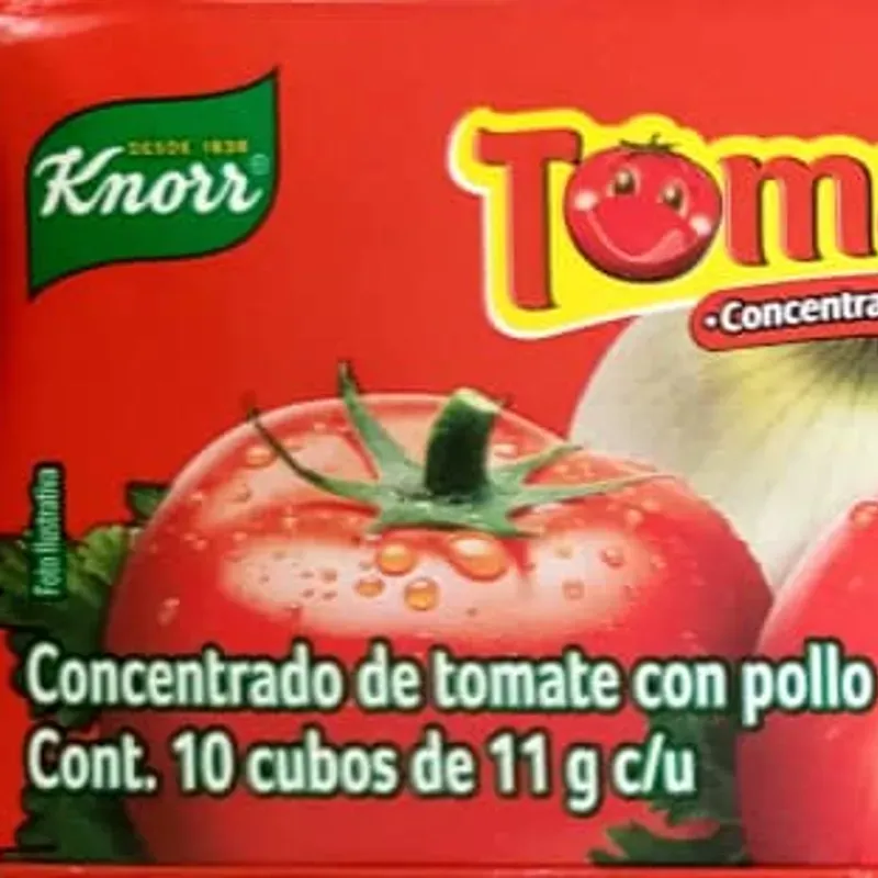Caldo de pollo con tomate