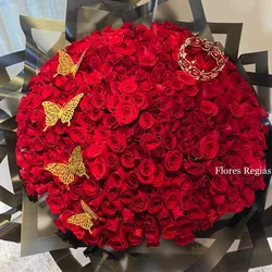 Ramo d 300 rosas 