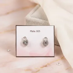 aretes candado