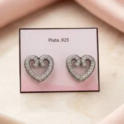 Aretes corazon con piedras 2