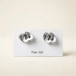 Aretes corazón enlazado