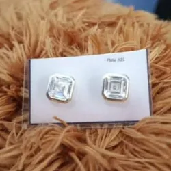aretes cuadrado piedra