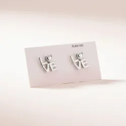 Aretes love
