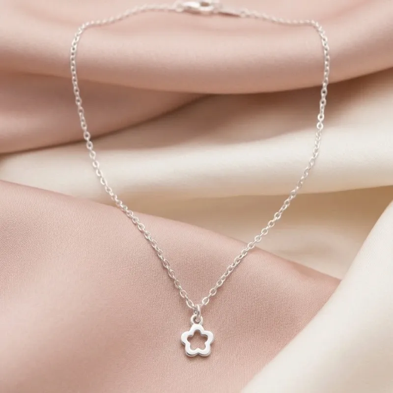 Cadena con Dije de Flor
