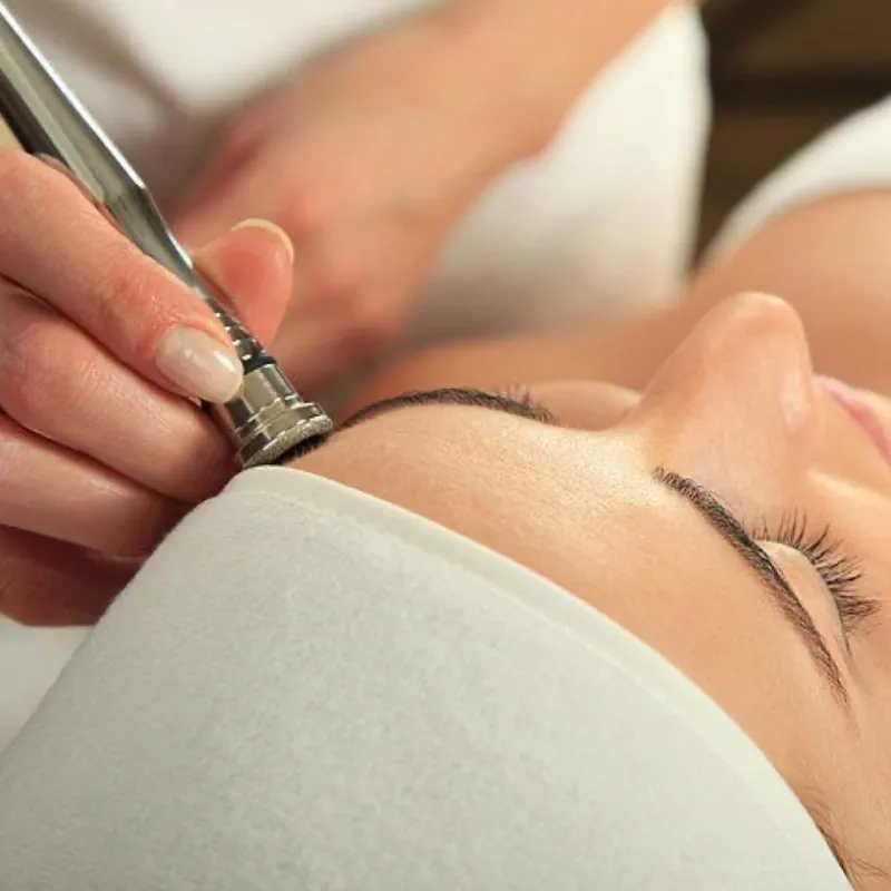 Limpieza de Rutina, Seguimiento y Masaje Facial