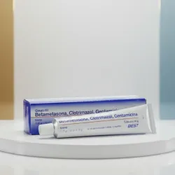 TRIPLEANTIBIOTICO (BETAMETASONA,CLOTRIMAZOL,GENTAMICINA)40G