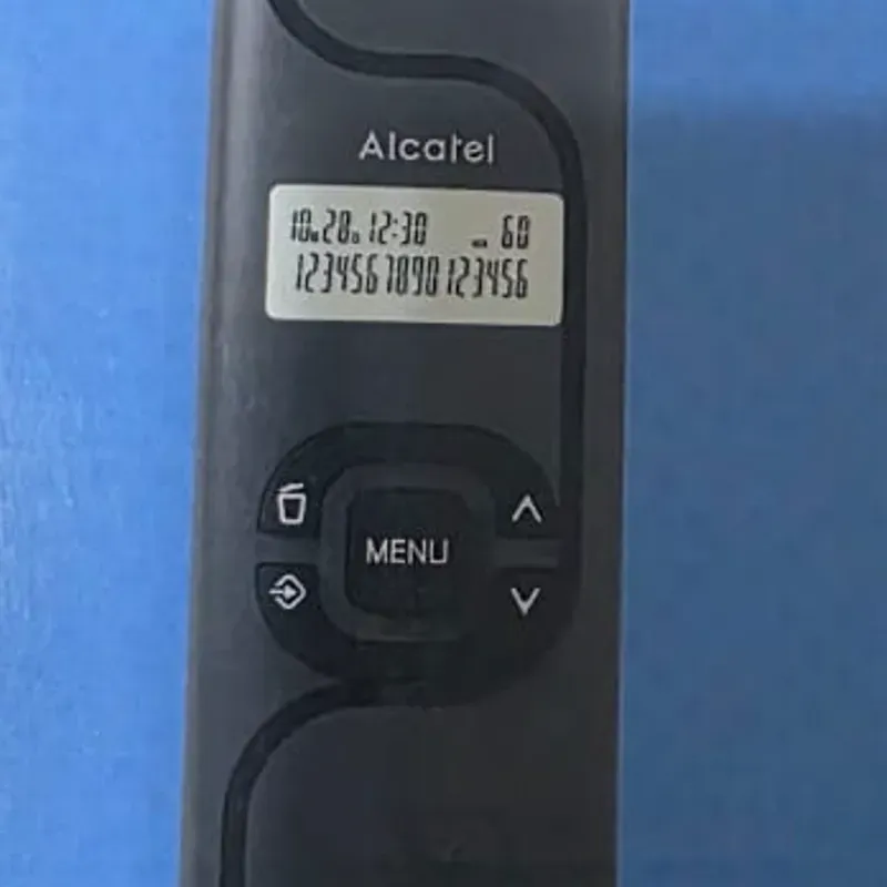 Teléfono fijo marca (ALCATEL) con ratreador de llamada ( 35 USD)