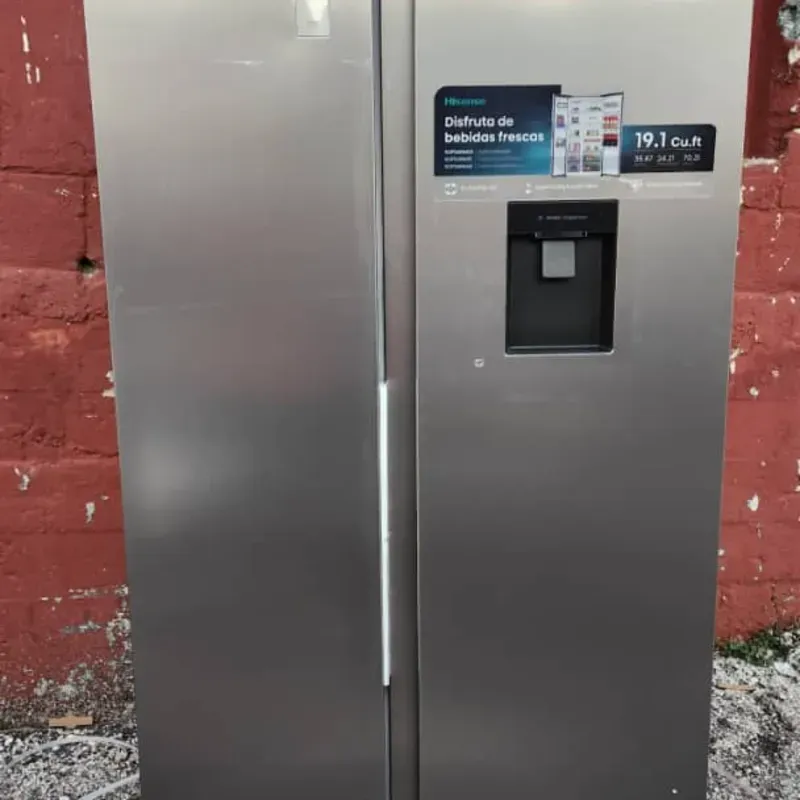 *REFRIGERADOR HISENSE SIDE BY SIDE 19.1 p* *MODELO*: RS3P558NMCB