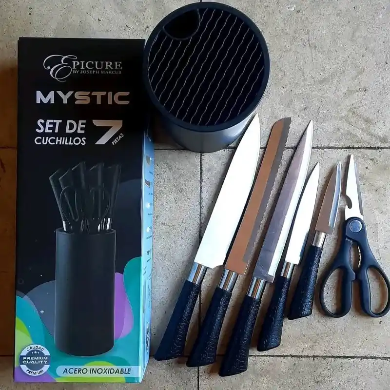 Set de cuchillos 7 piezas ($30 usd)