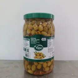 Aceitunas verdes rellenas de pimiento