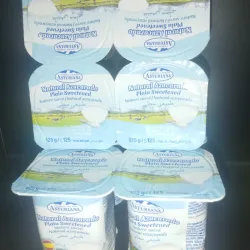 Yogurt Asturiana natural azucarado 