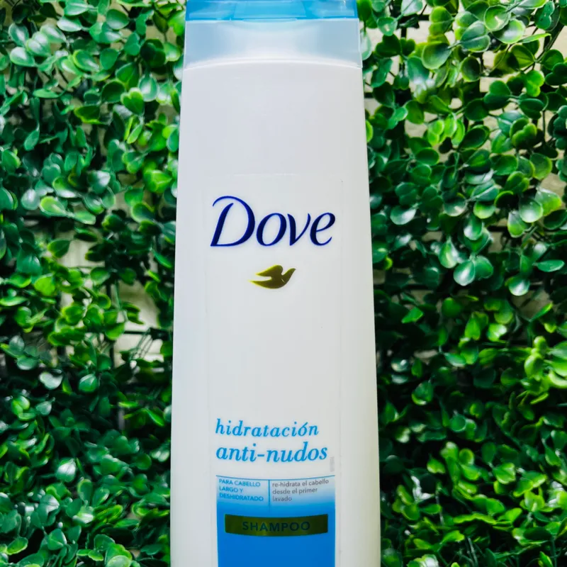 🩵 Dove Hidratación Anti-Nudos Shampoo.