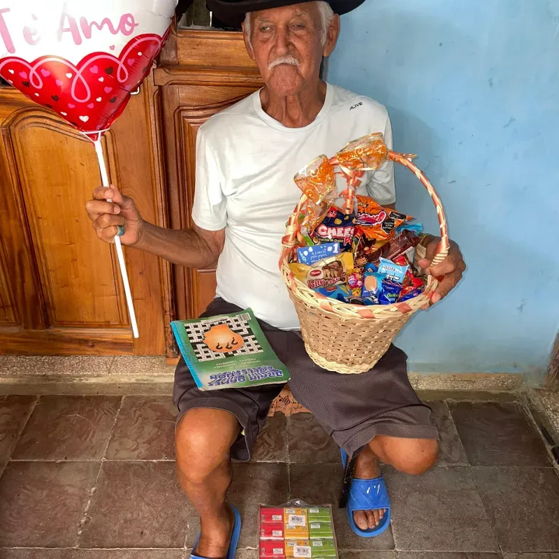 Abuelito feliz 🫂💚