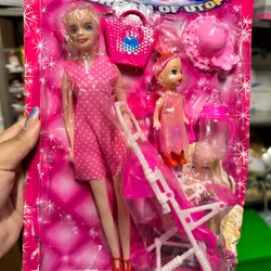 Barbie mamá y bebé