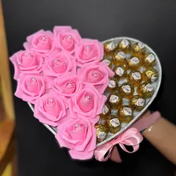 Caja de corazón 💓 rosa con bombones 