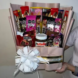 Caja de regalo Premium con confituras 