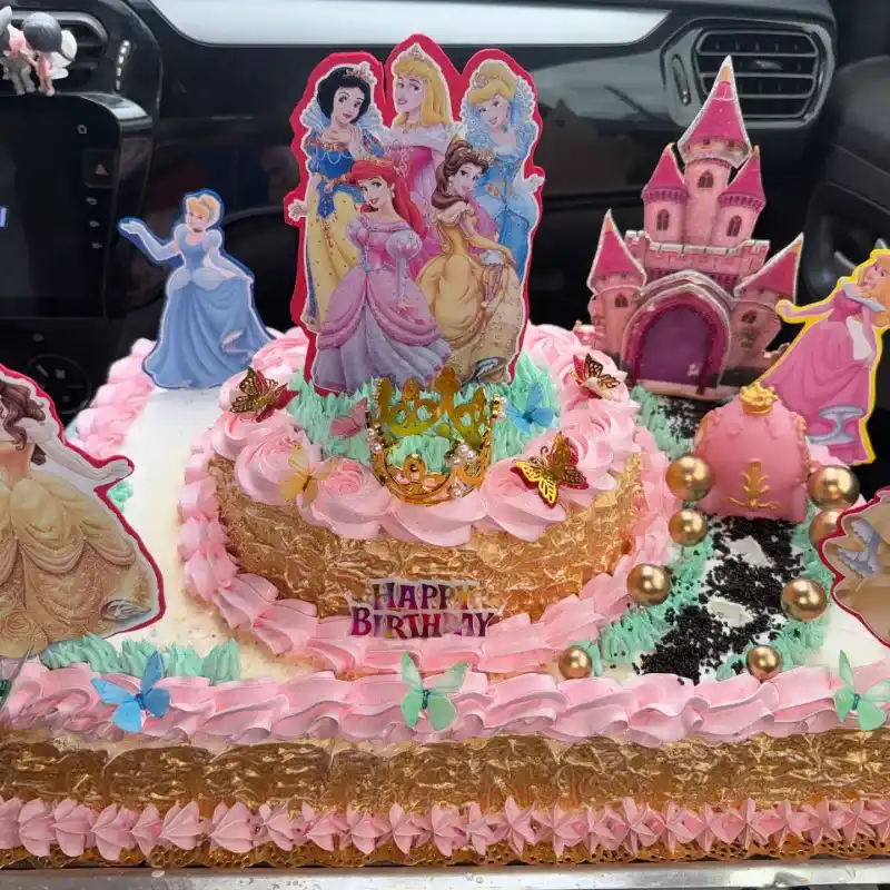 Cake capuchino de princesas