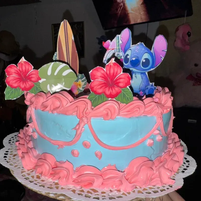 Cake capuchino para niño con la temática de Stitch