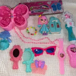 Cartera con juguetes para niña
