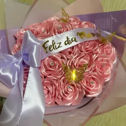 Ramo buchón rosado Feliz día mamá 