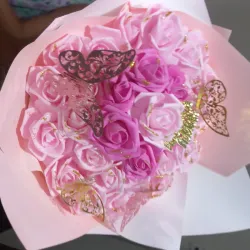 RAMO DE 30 ROSAS DE FOAMI