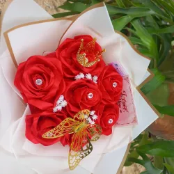 RAMO DE 7 ROSAS DE SATIN