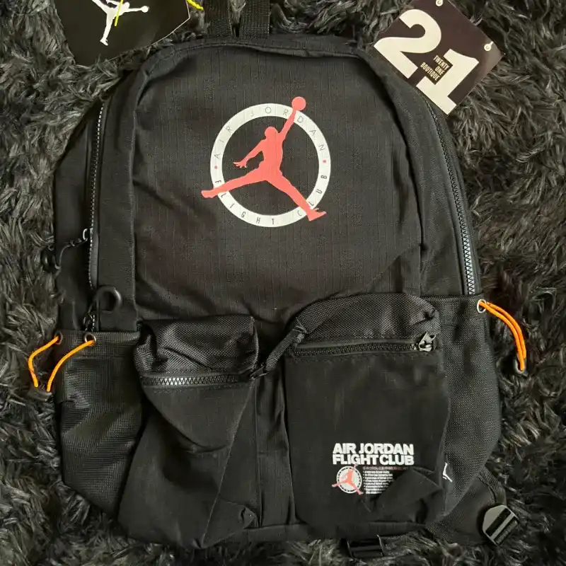 Mochila Air Jordan negro 