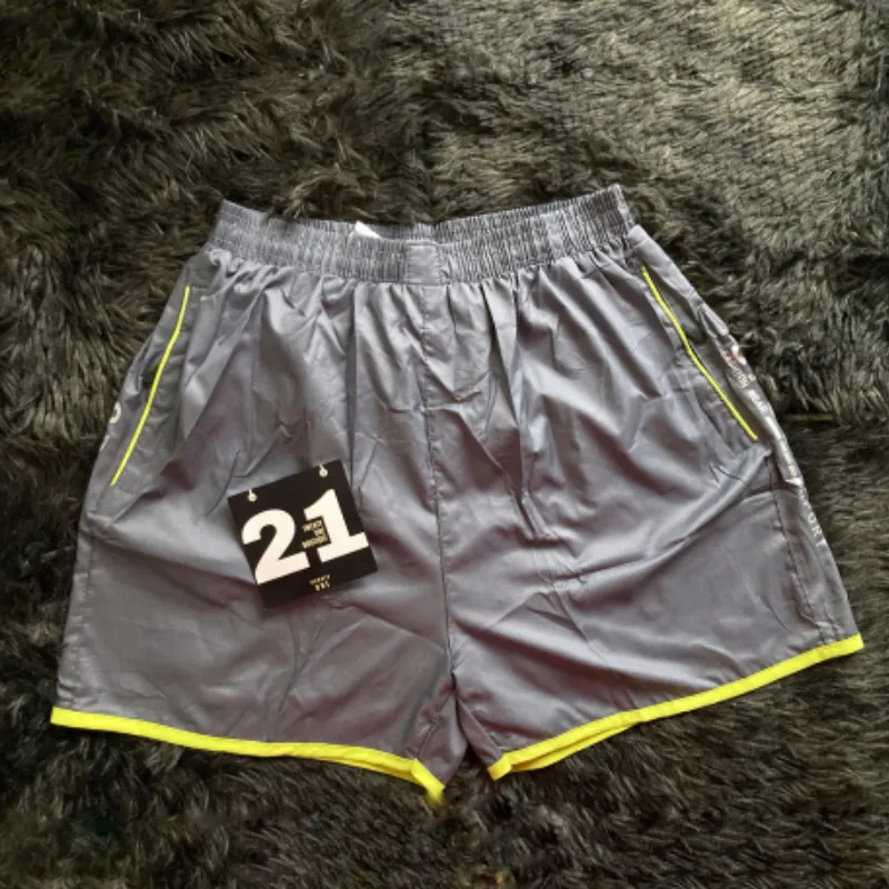 Short de nylon 