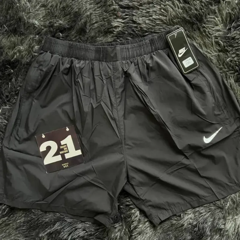 Short de Nylon Nike