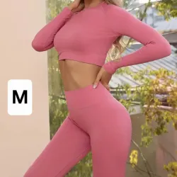 Conjunto deportivo rosa