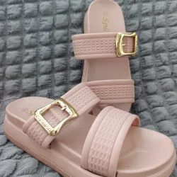 Sandalias altas